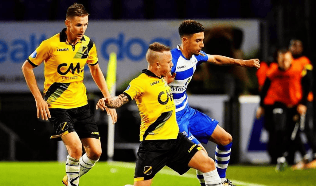 在大学赛场 在大学赛场